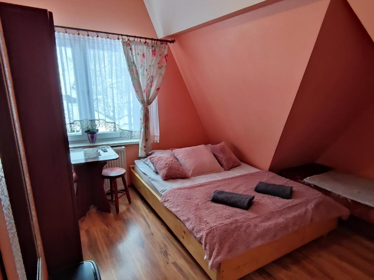 Pokoje I Apartamenty Regionalny Styl Ul Krole 1A Закопане Номер фото